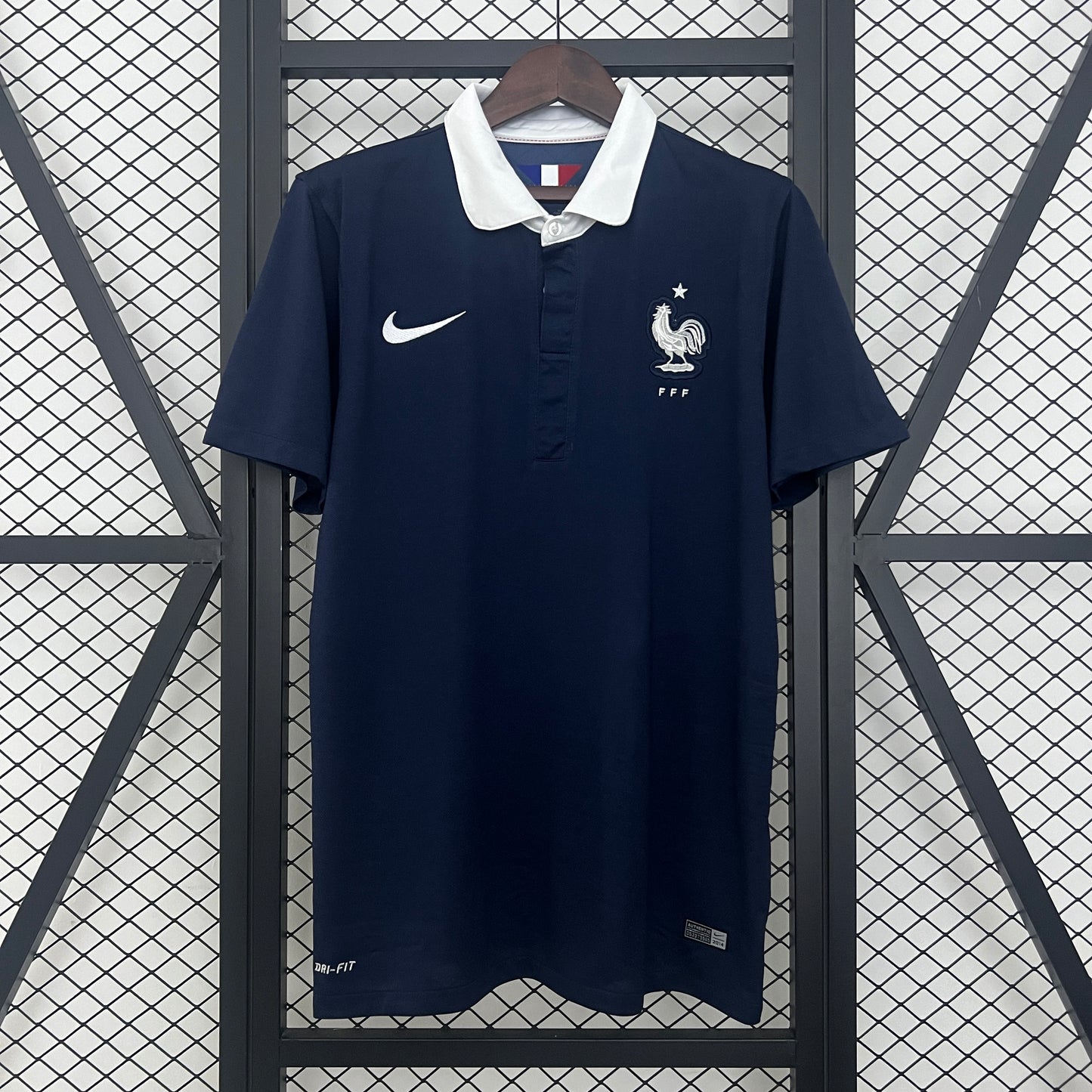 FRANCIA RETRO LOCAL 2024
