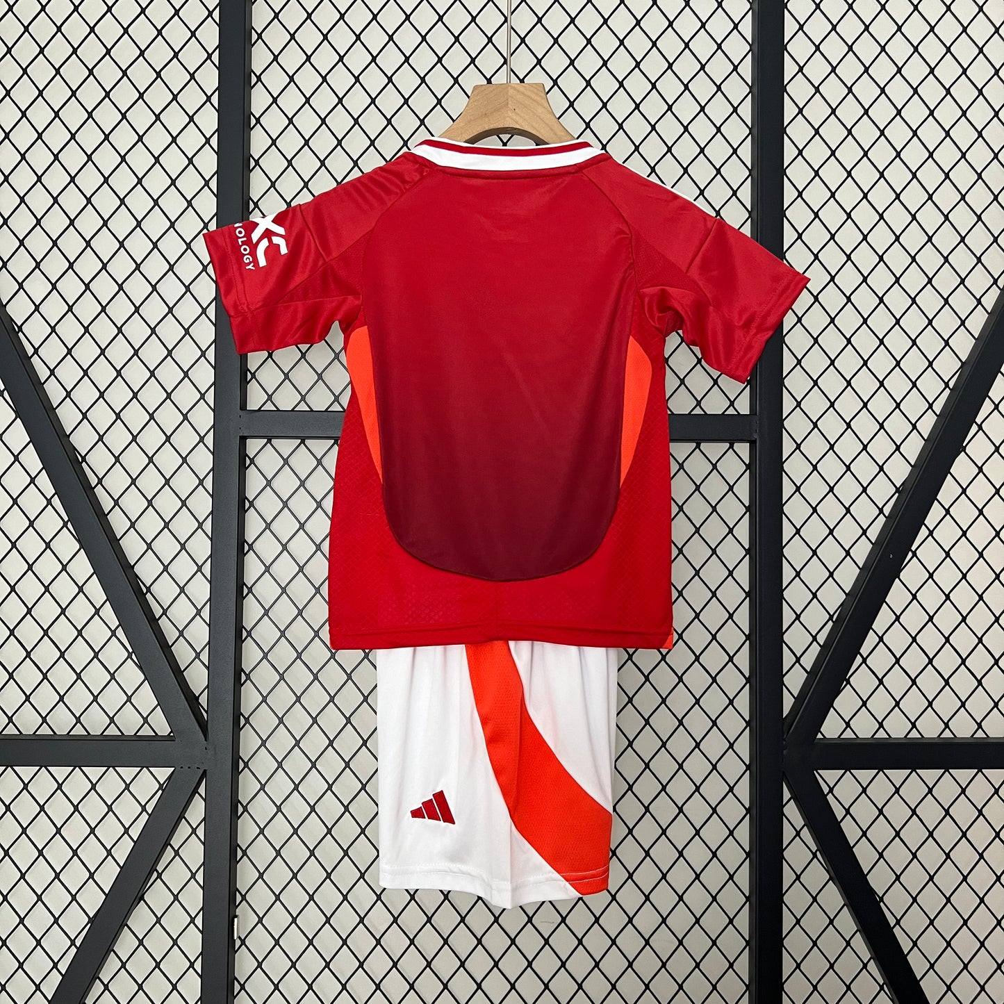 MANCHESTER UNITED LOCAL NIÑO 24-25
