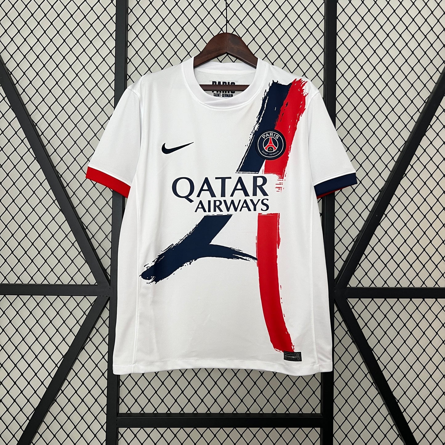 PSG VISITA VERSIÓN FAN 24-25