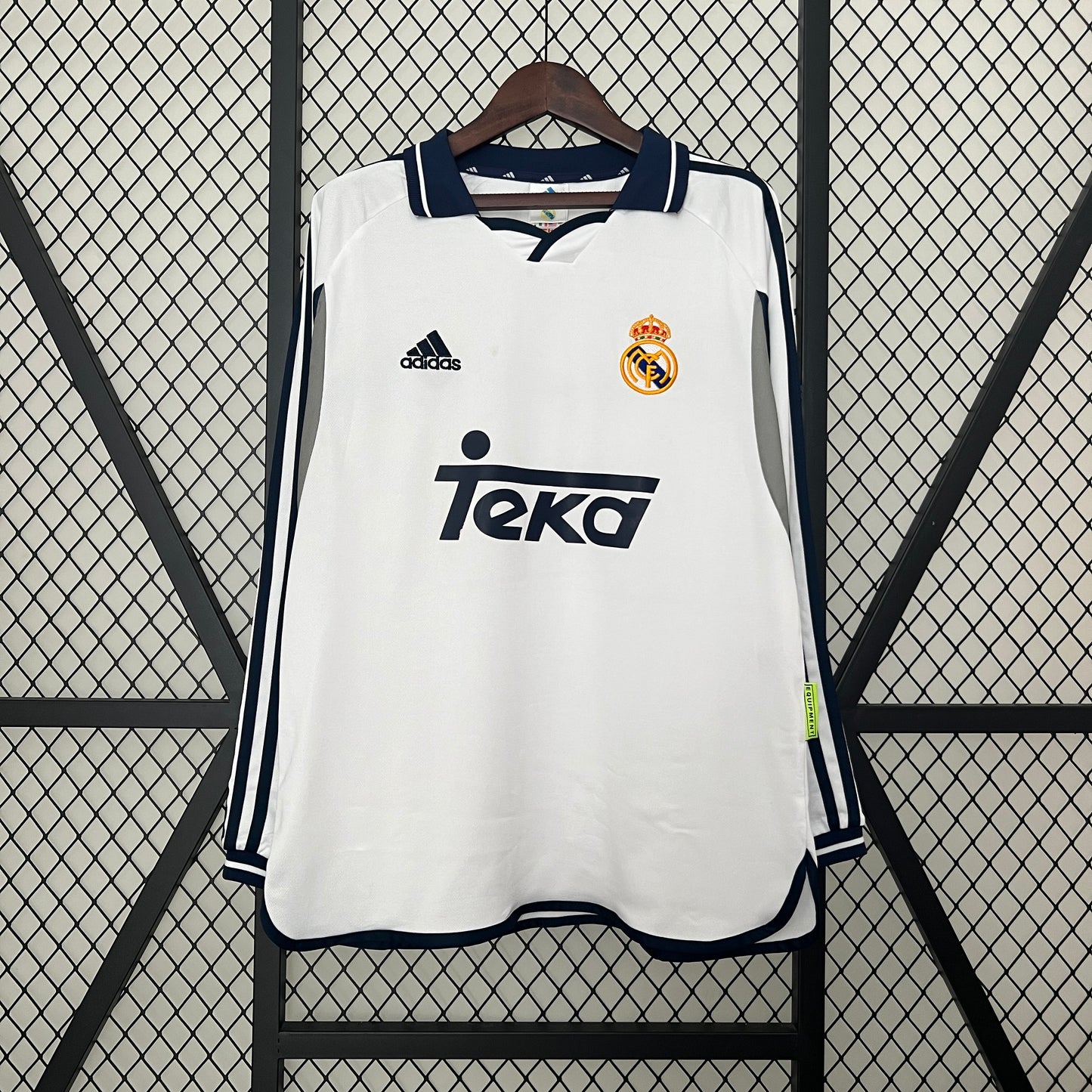 REAL MADRID 00-01 LOCAL