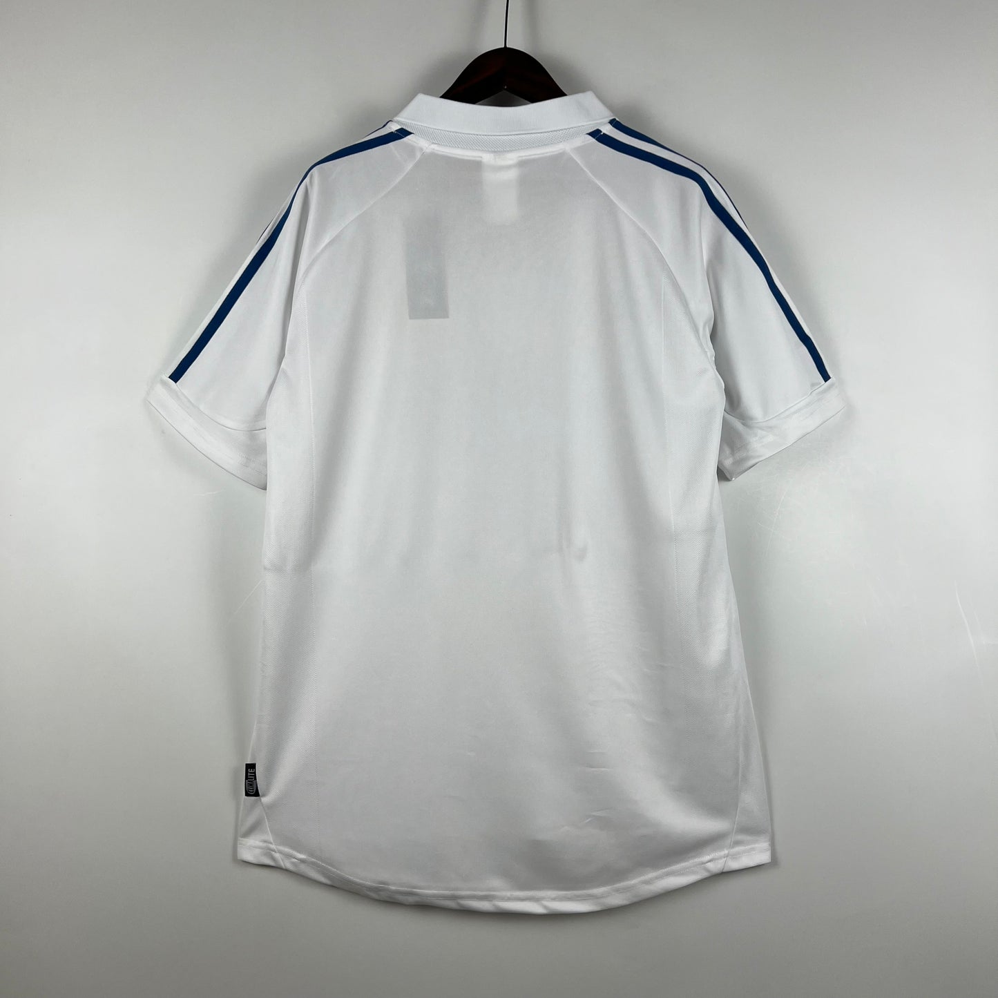 REAL MADRID 01-02 LOCAL