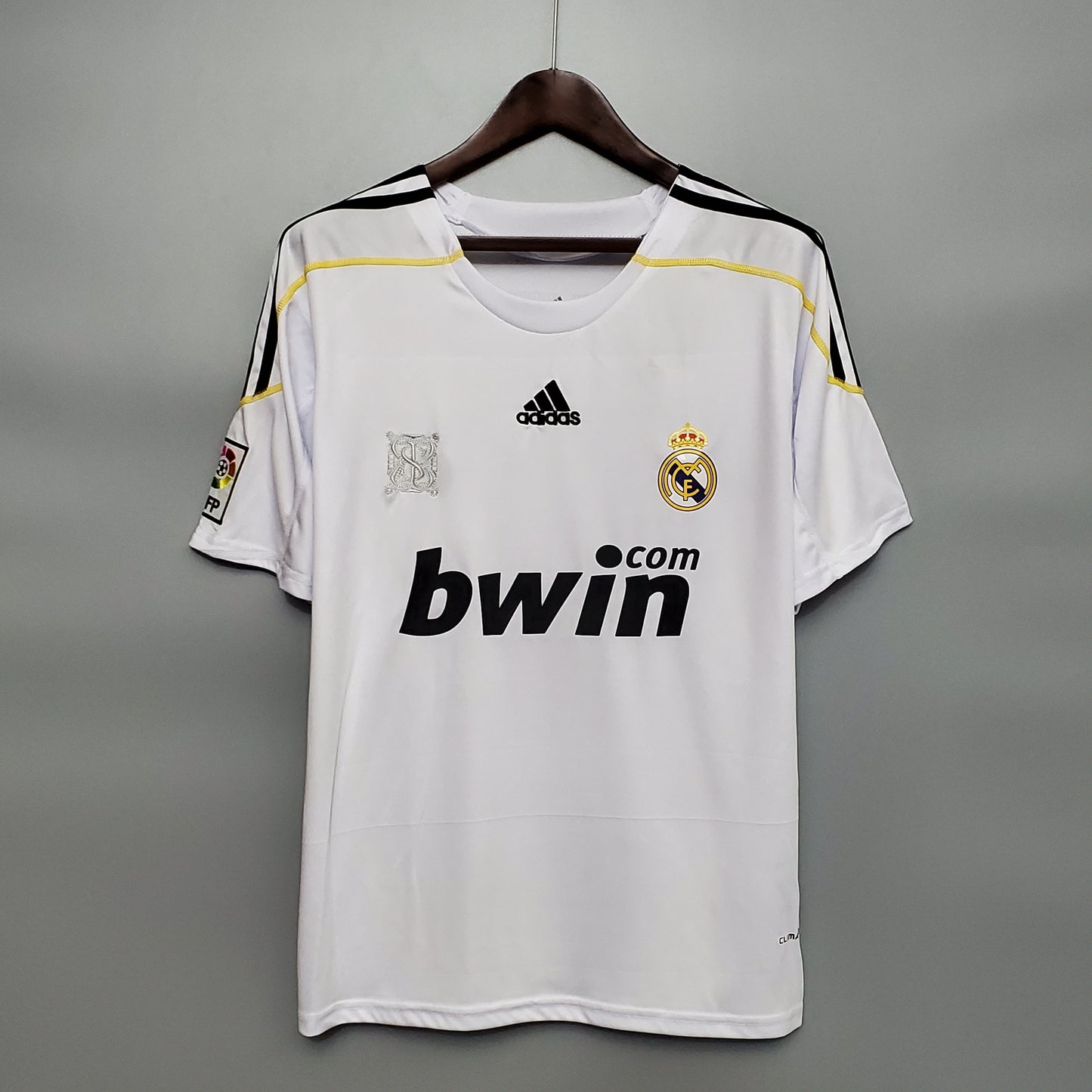 REAL MADRID 09-10 LOCAL