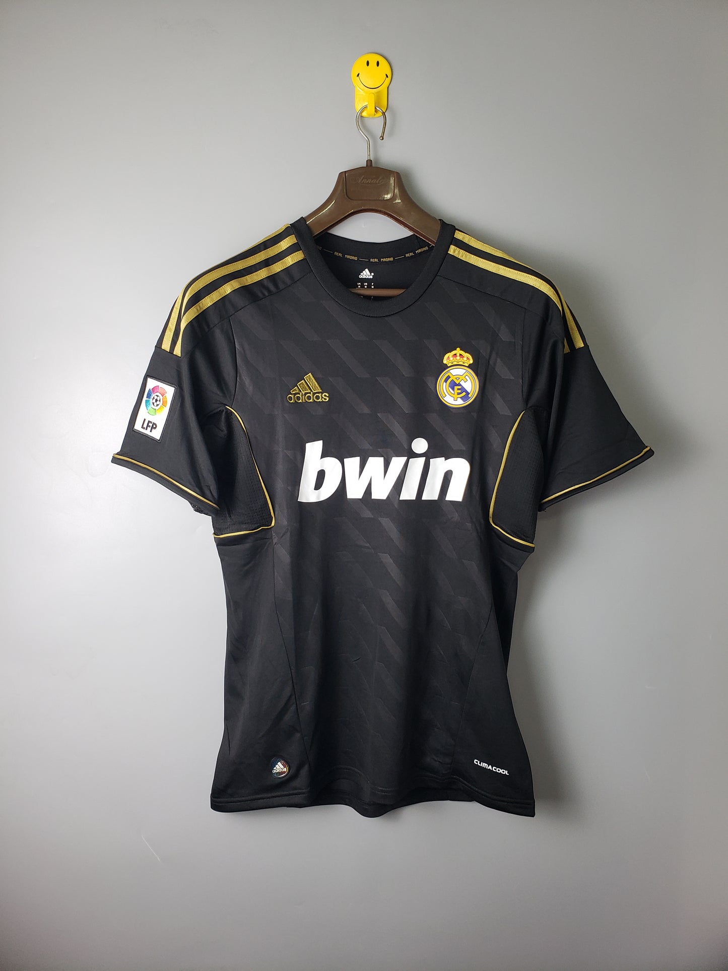 REAL MADRID 11-12 VISITA