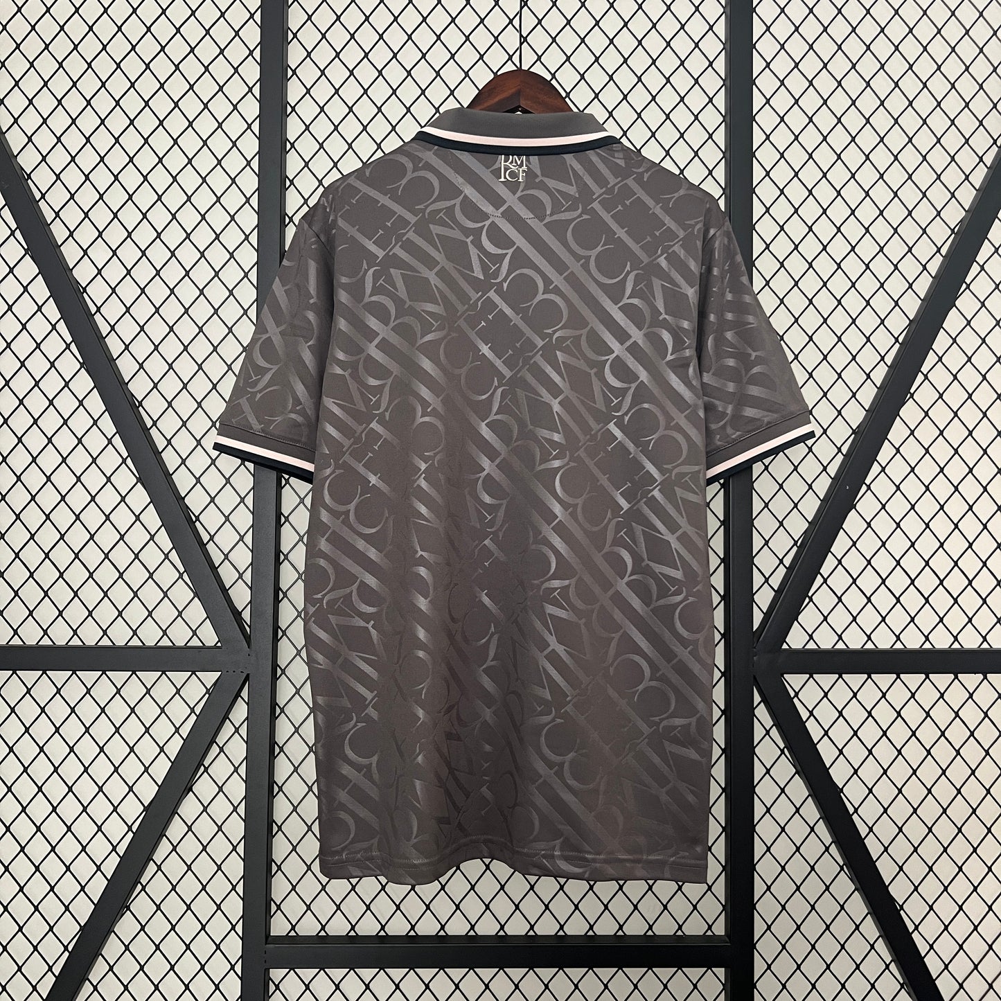 REAL MADRID TERCERA VERSIÓN FAN