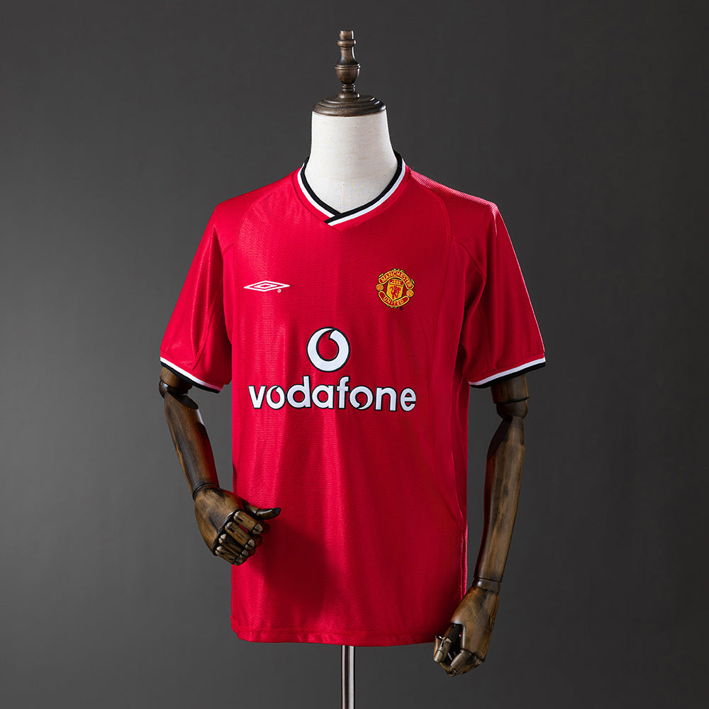 MANCHESTER UNITED RETRO LOCAL 00-01