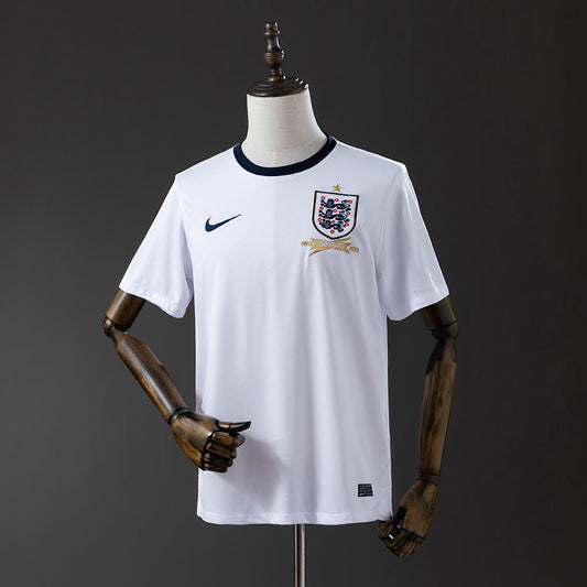 INGLATERRA RETRO LOCAL 2013
