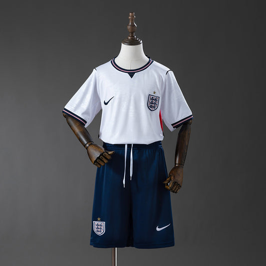 INGLATERRA LOCAL 2026 NIÑO