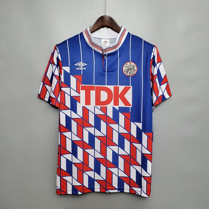 AJAX VISITA 89-90