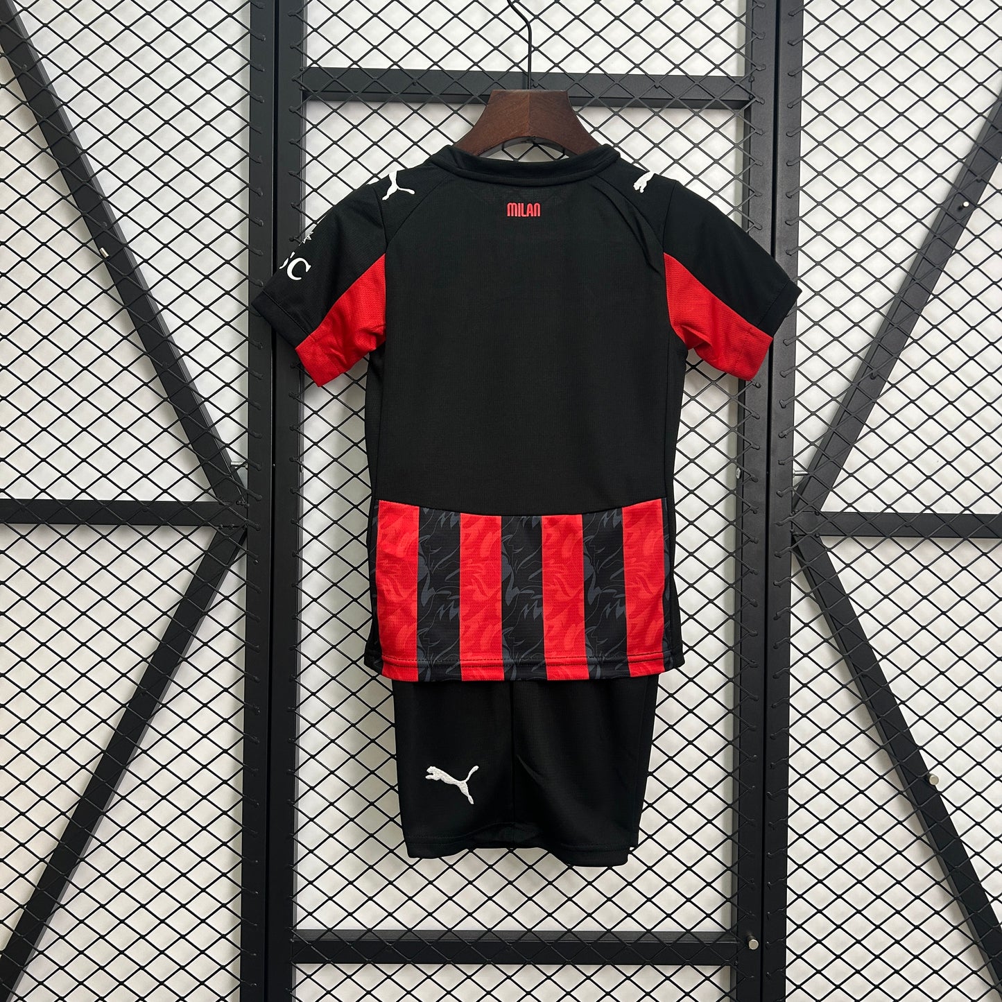 AC MILAN LOCAL NIÑO 25-26