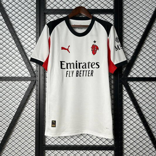 AC MILAN VISITA 25-26 FAN