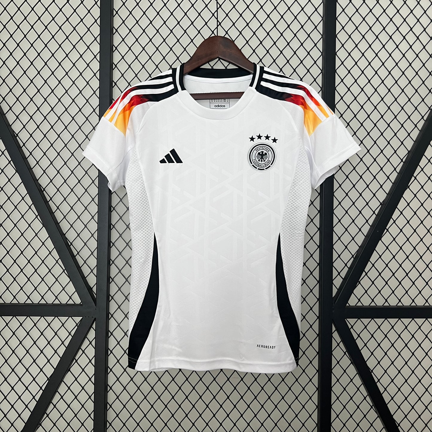 ALEMANIA RETRO LOCAL MUJER 2024