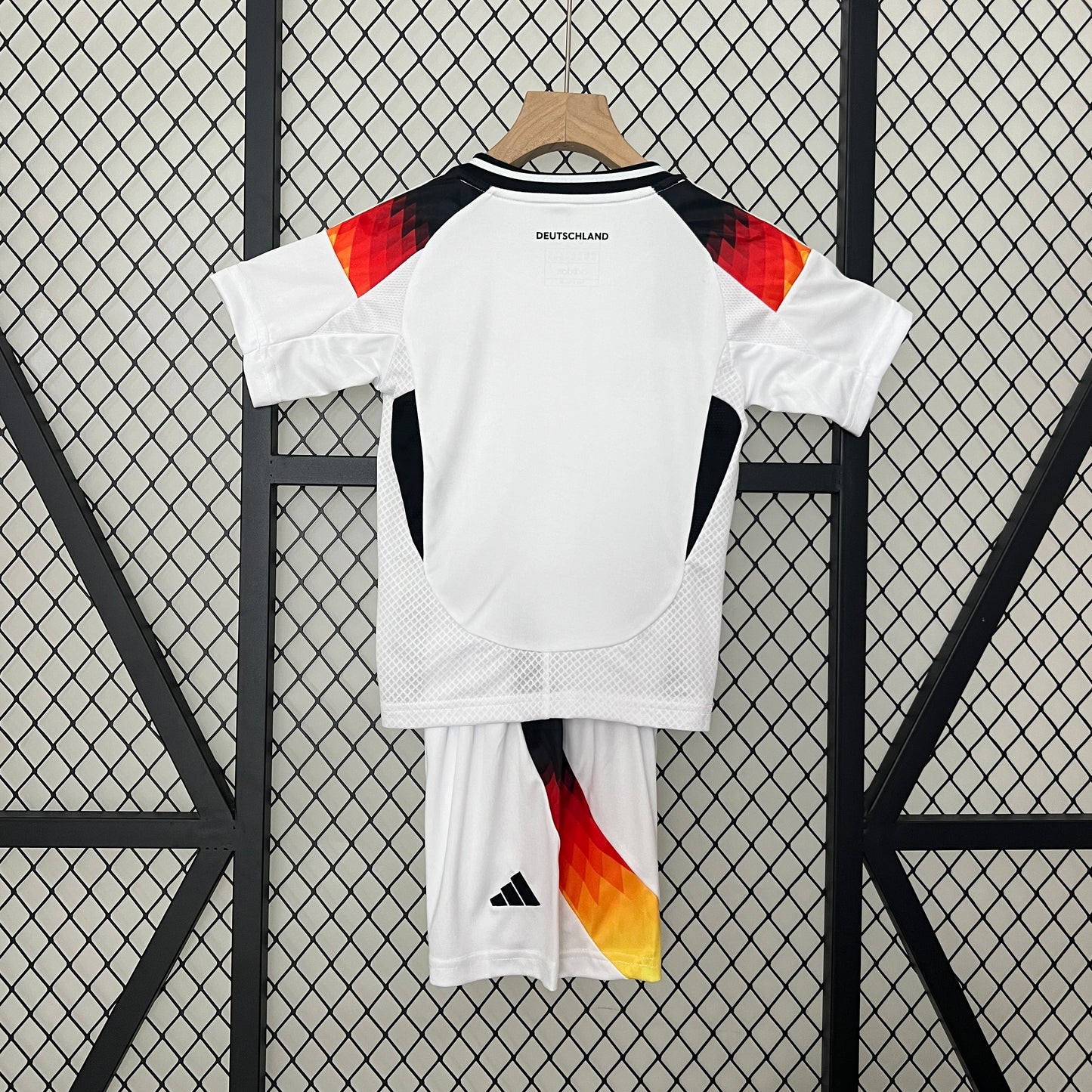 ALEMANIA RETRO LOCAL NIÑOS 2024