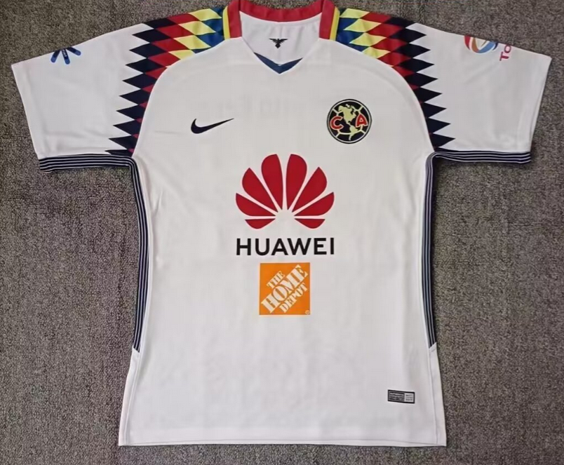 AMÉRICA RETRO VISITA 17-18