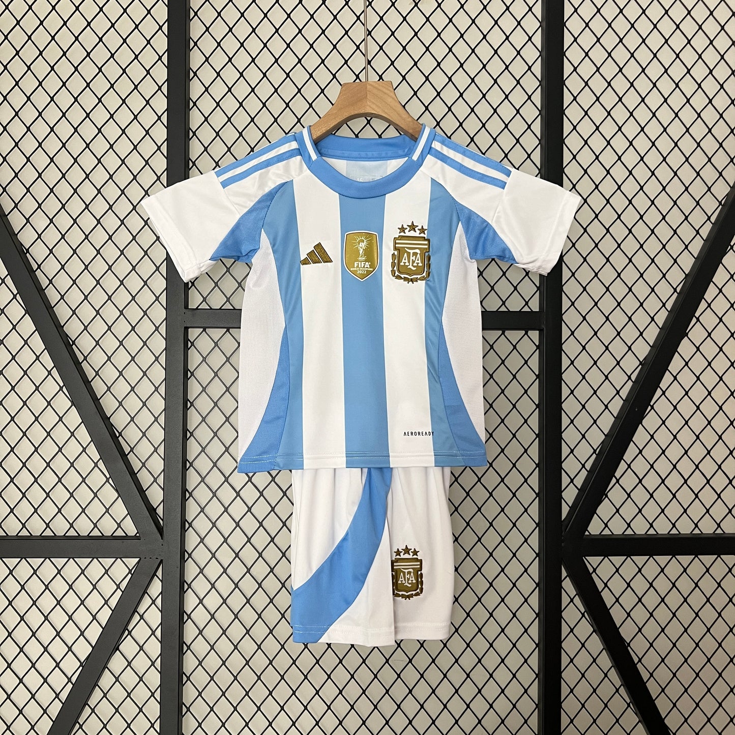 ARGENTINA RETRO NIÑO LOCAL 2024
