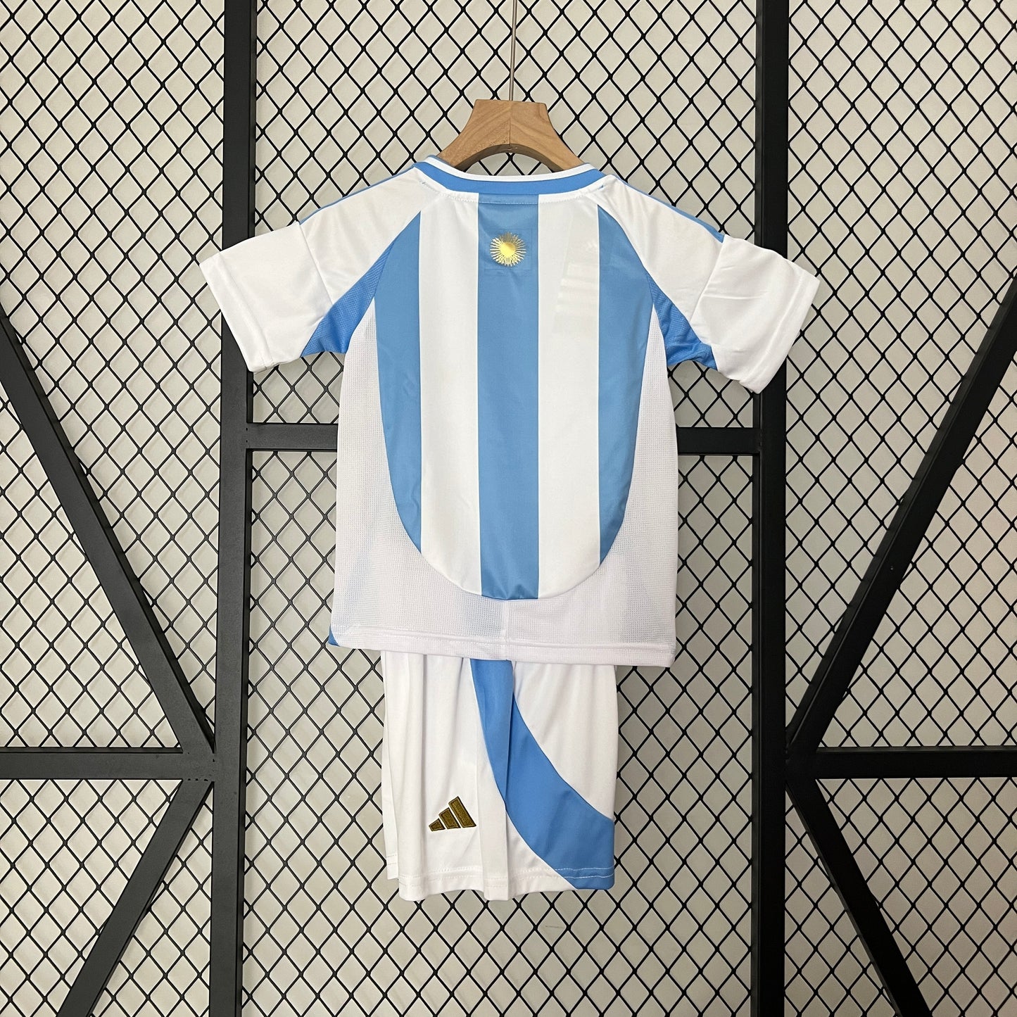 ARGENTINA RETRO NIÑO LOCAL 2024