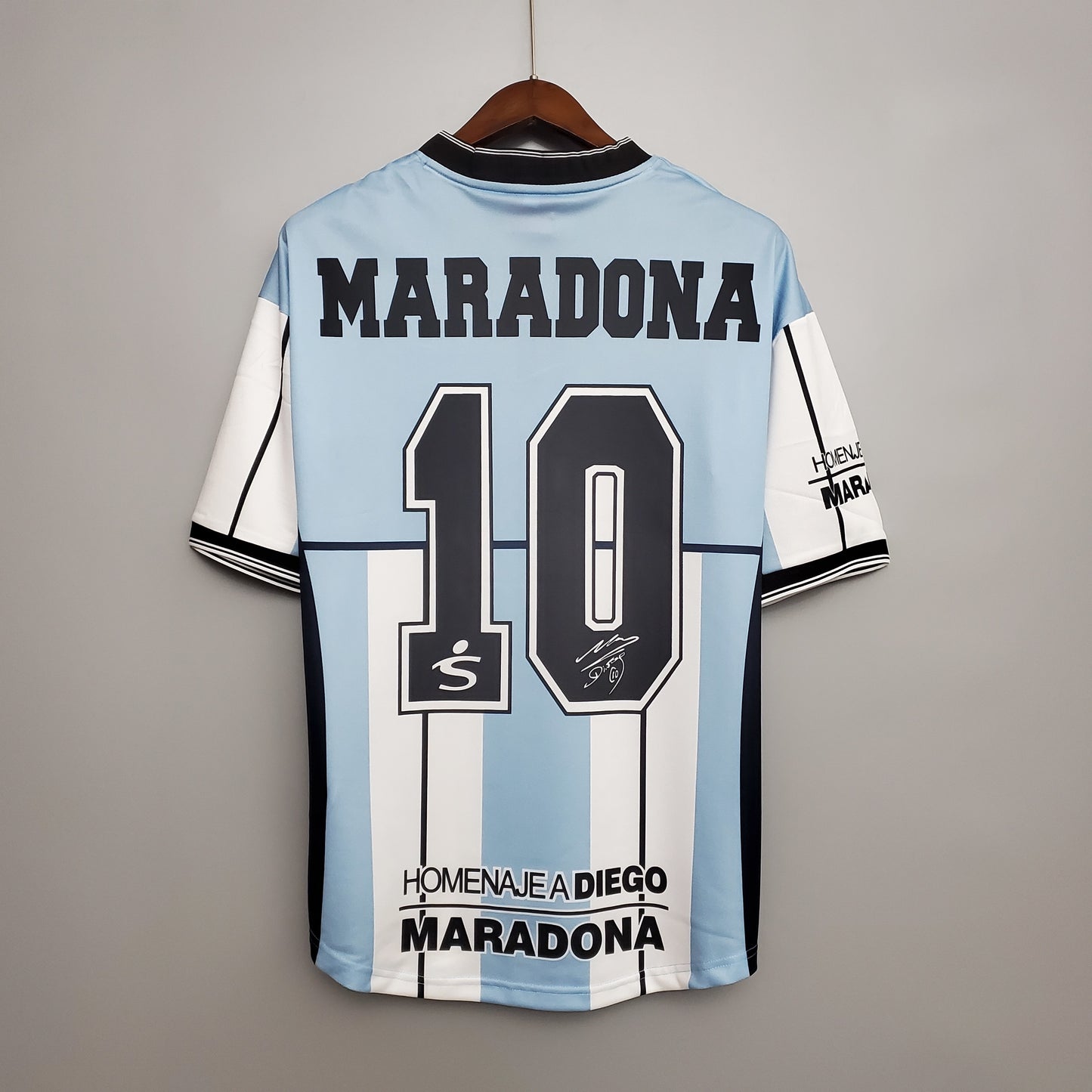 ARGENTINA RETRO CONMEMORATIVA 2001