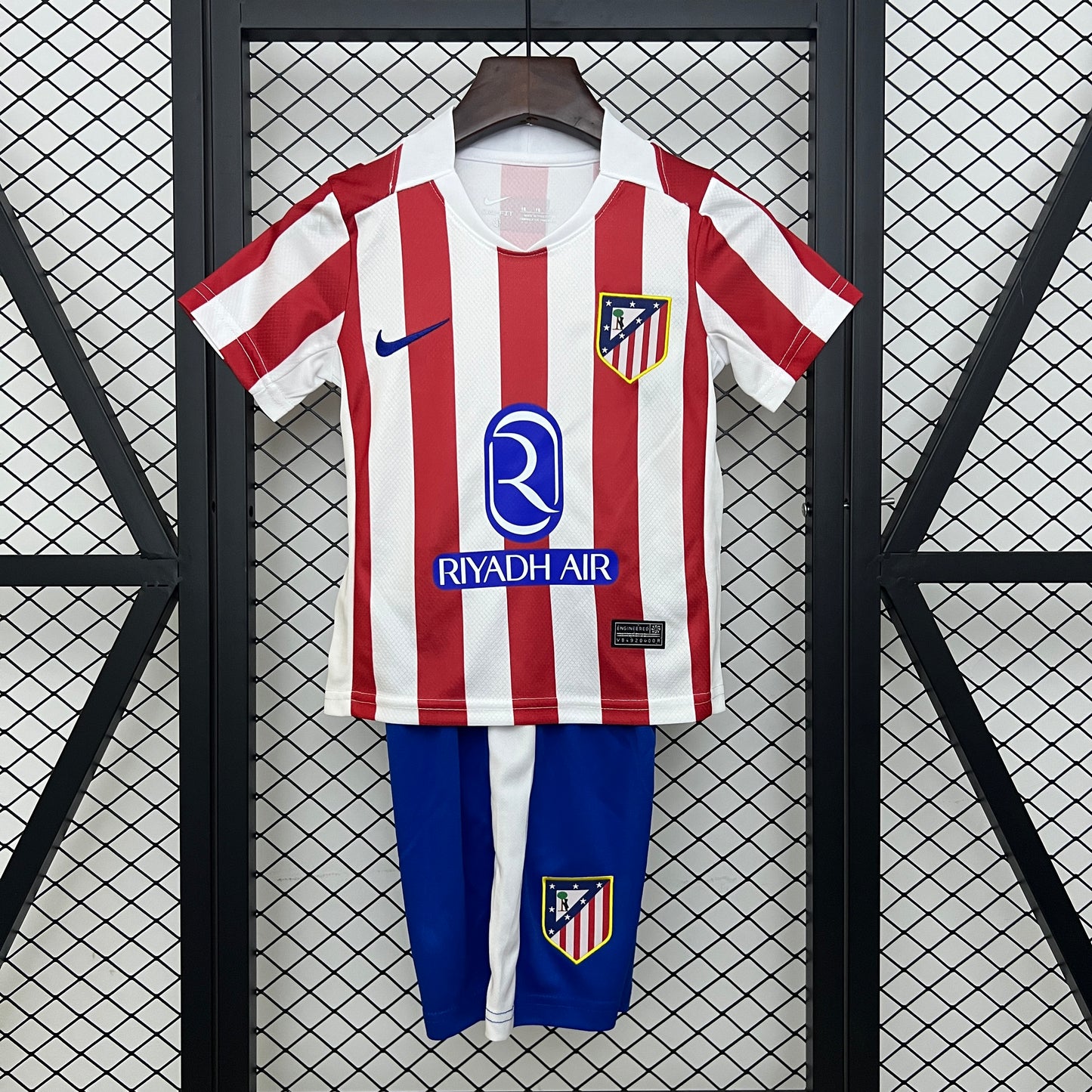 ATLÉTICO MADRID LOCAL 25-26 NIÑO