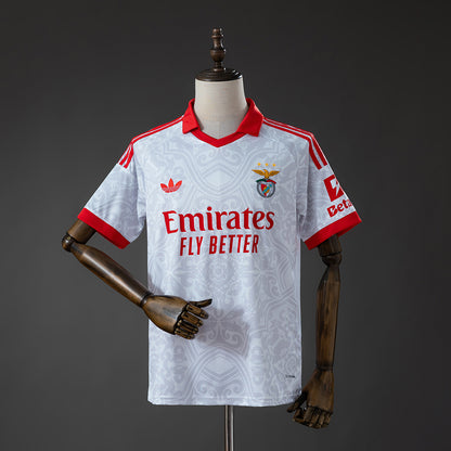 BENFICA VISITA FAN 26-27