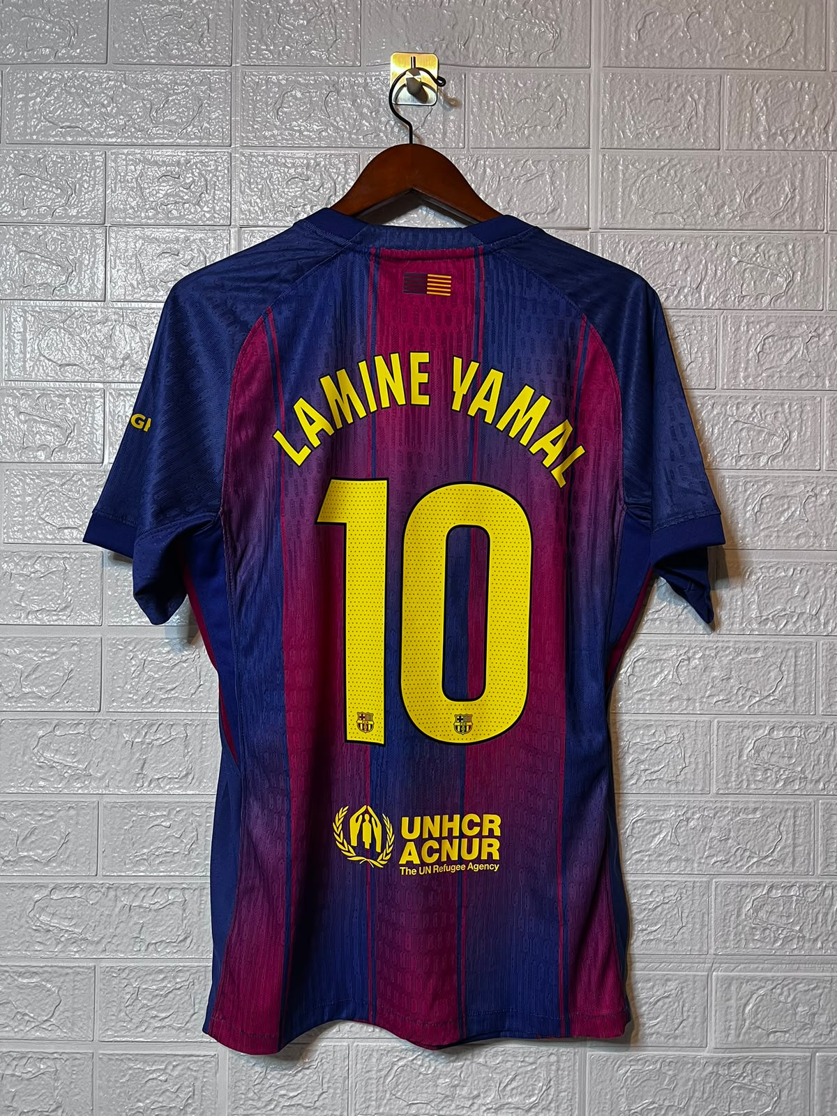Barcelona local 25-26 versión jugador Lamine Yamal