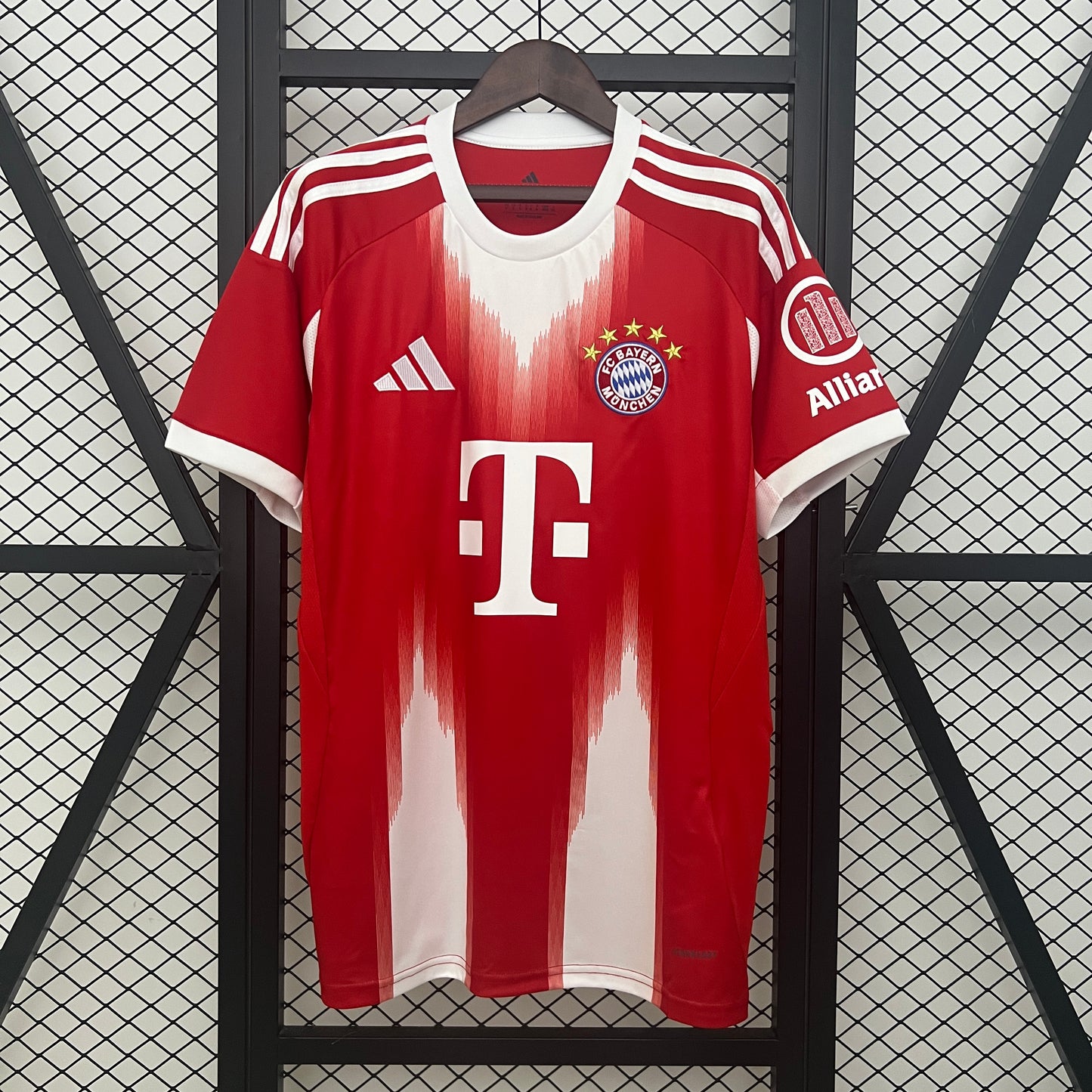 BAYERN 25-26 FAN