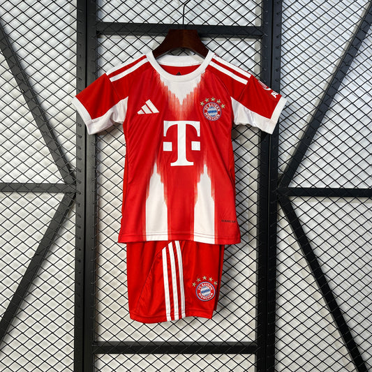 BAYERN LOCAL 25-26 NIÑO