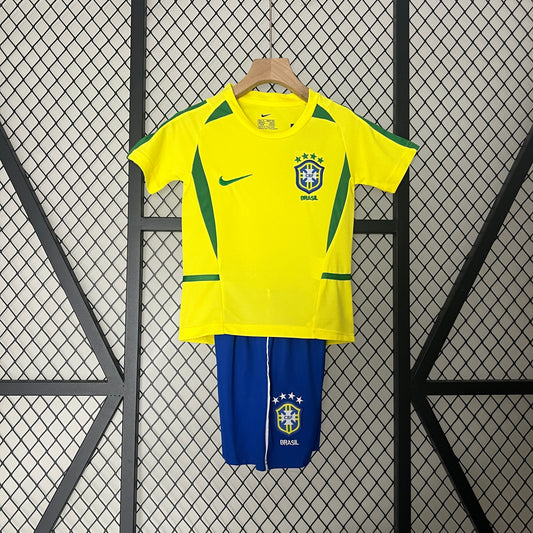 BRASIL RETRO NIÑO LOCAL 2002