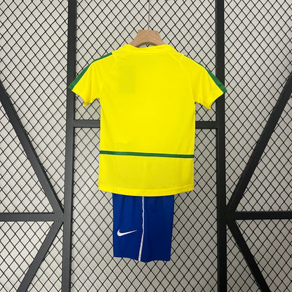 BRASIL RETRO NIÑO LOCAL 2002