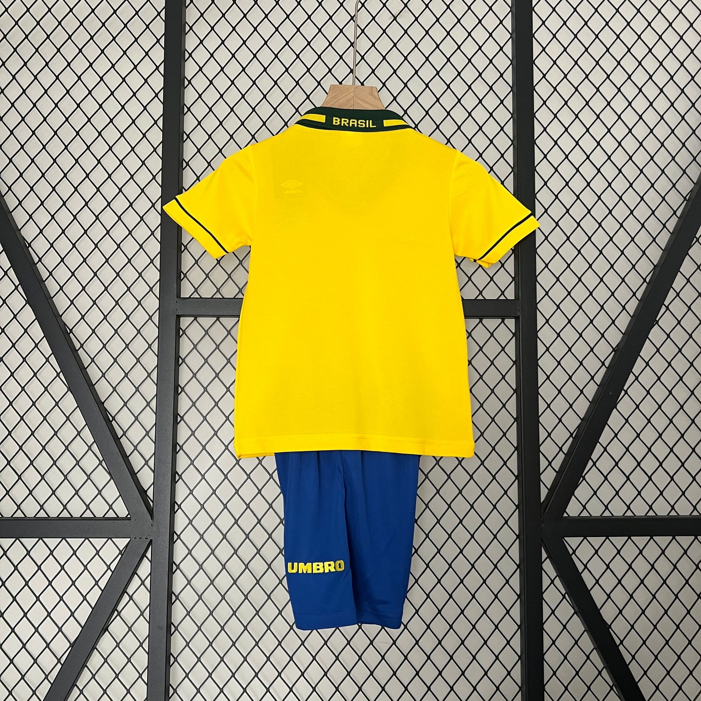 BRASIL RETRO NIÑO LOCAL 93-94