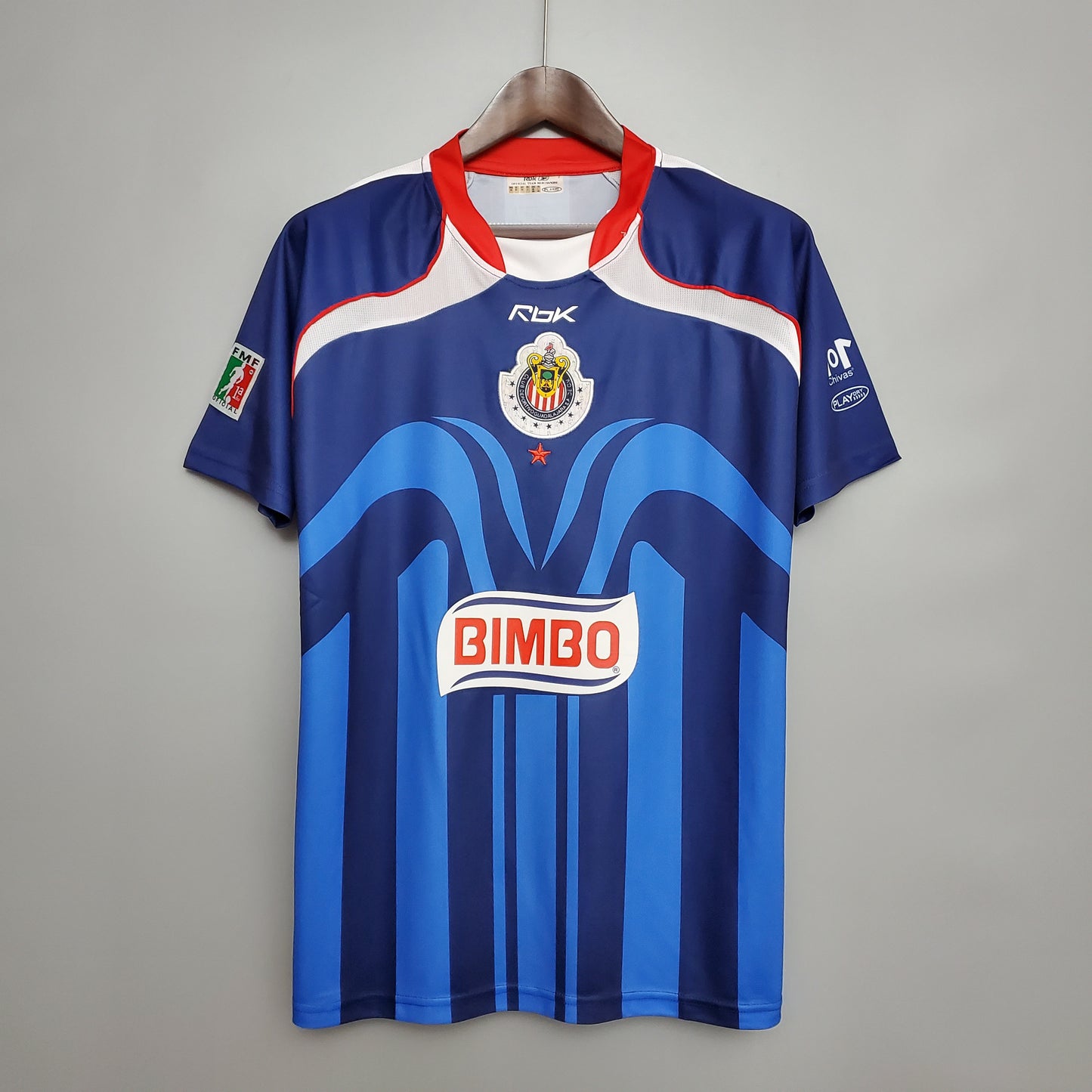 CHIVAS RETRO 06-07 VISITA