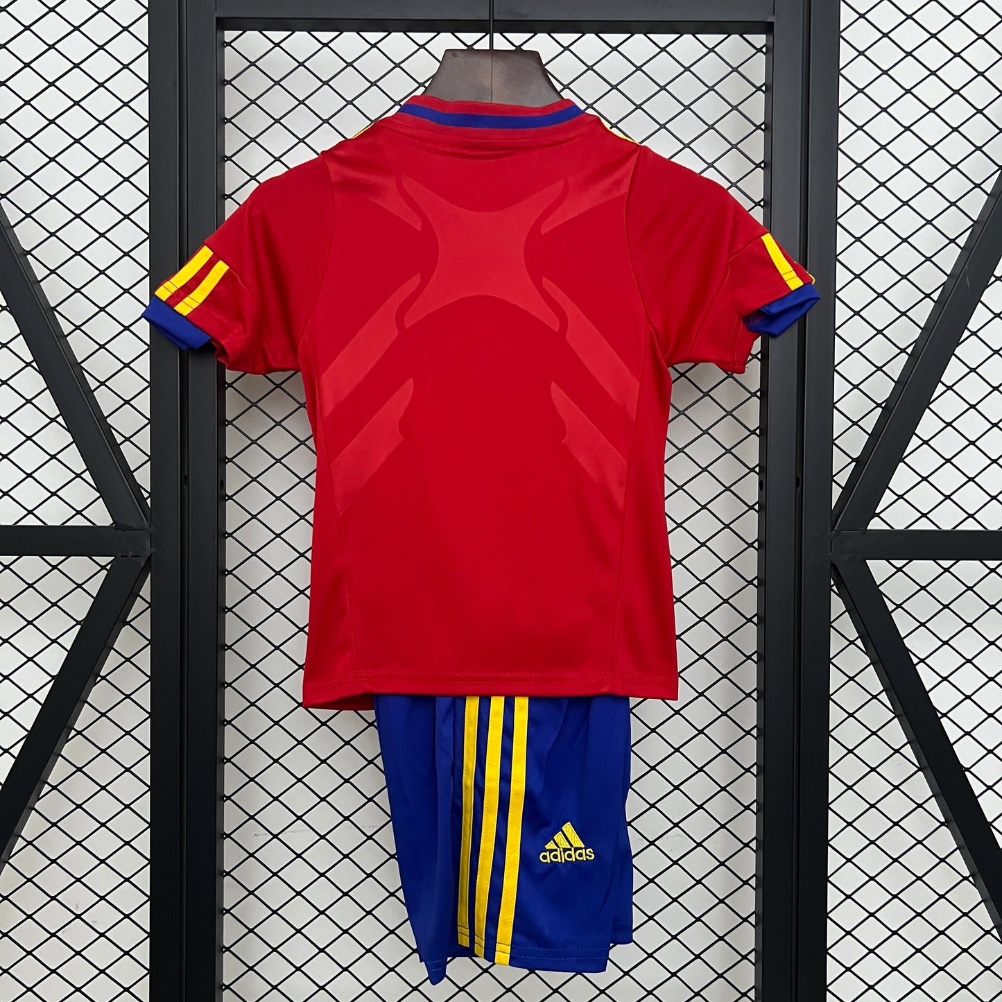 ESPAÑA NIÑO LOCAL 2010