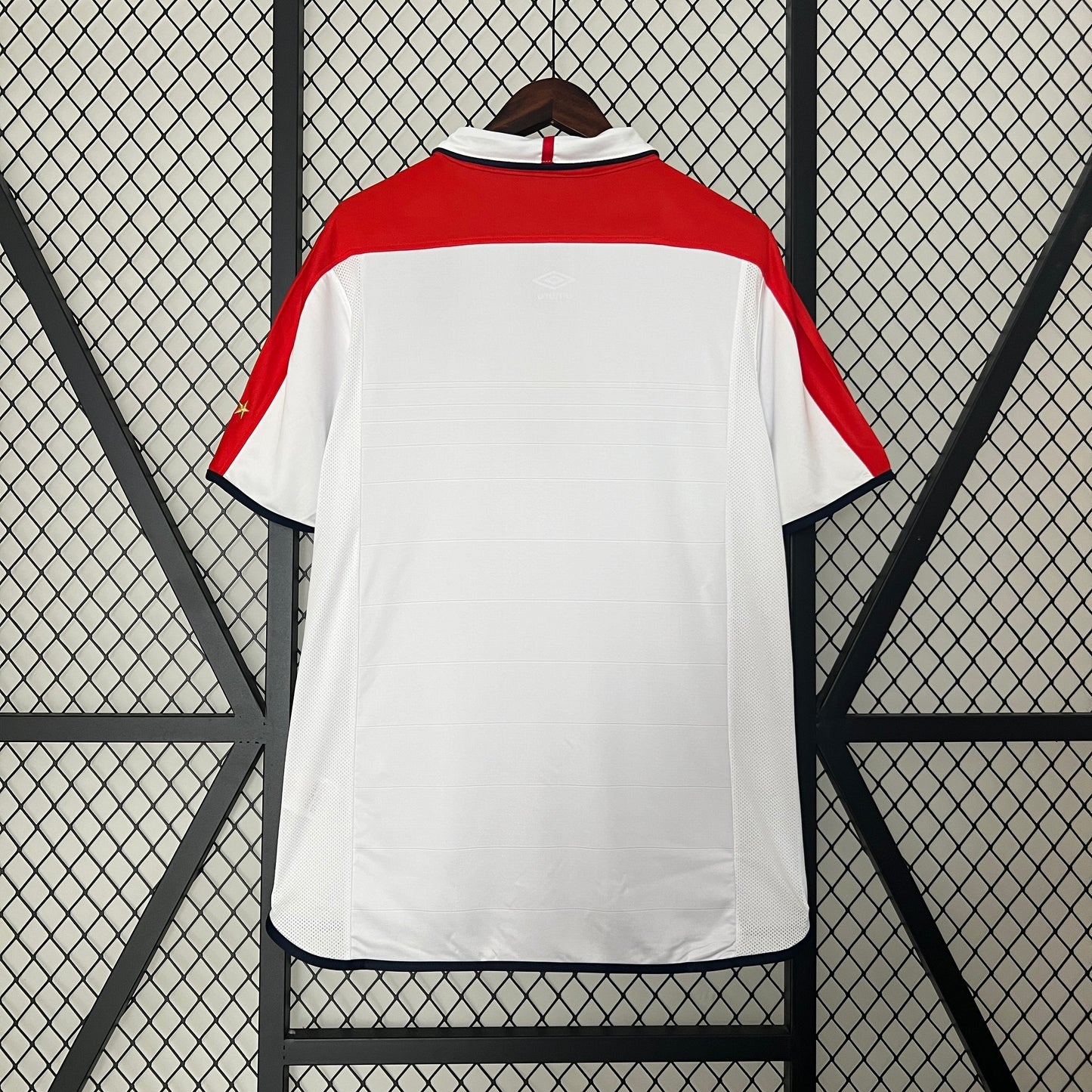 INGLATERRA RETRO LOCAL 2004
