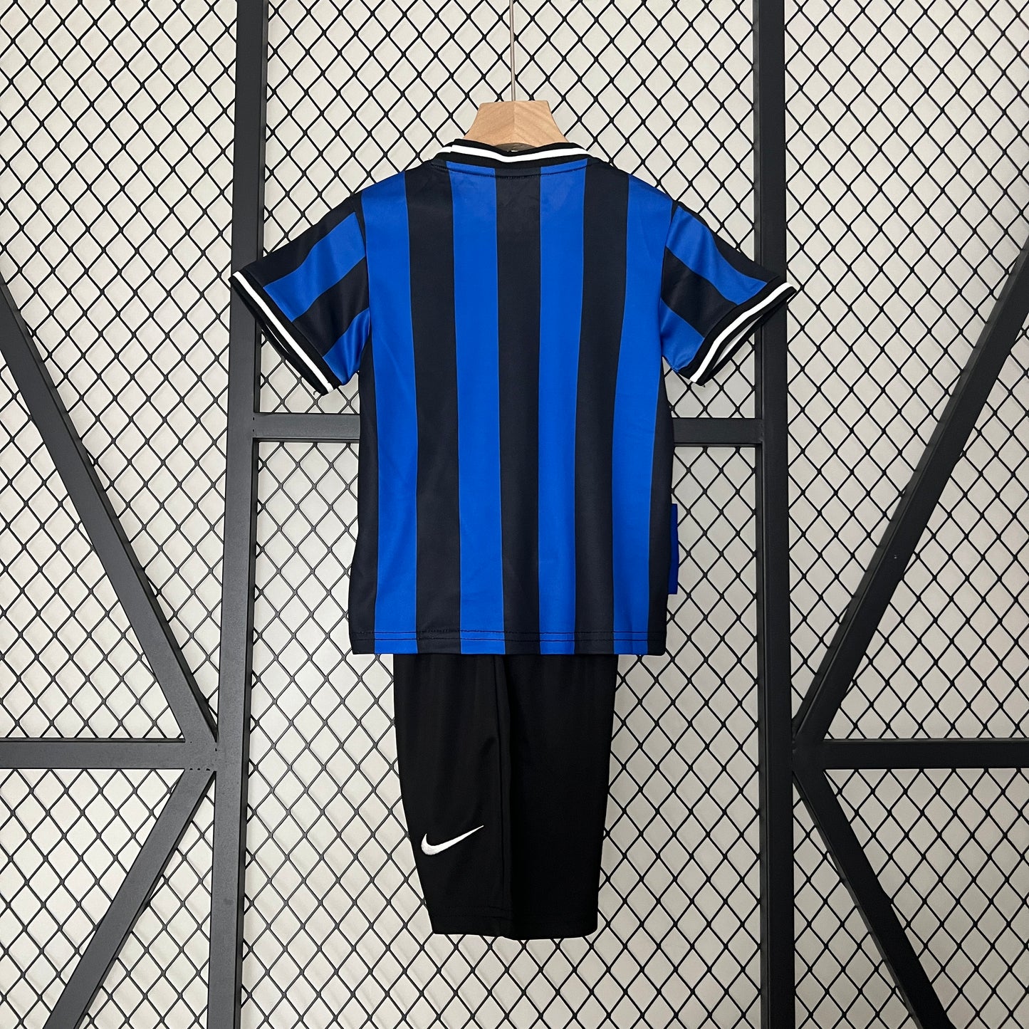 INTER MILAN LOCAL NIÑO 09-10