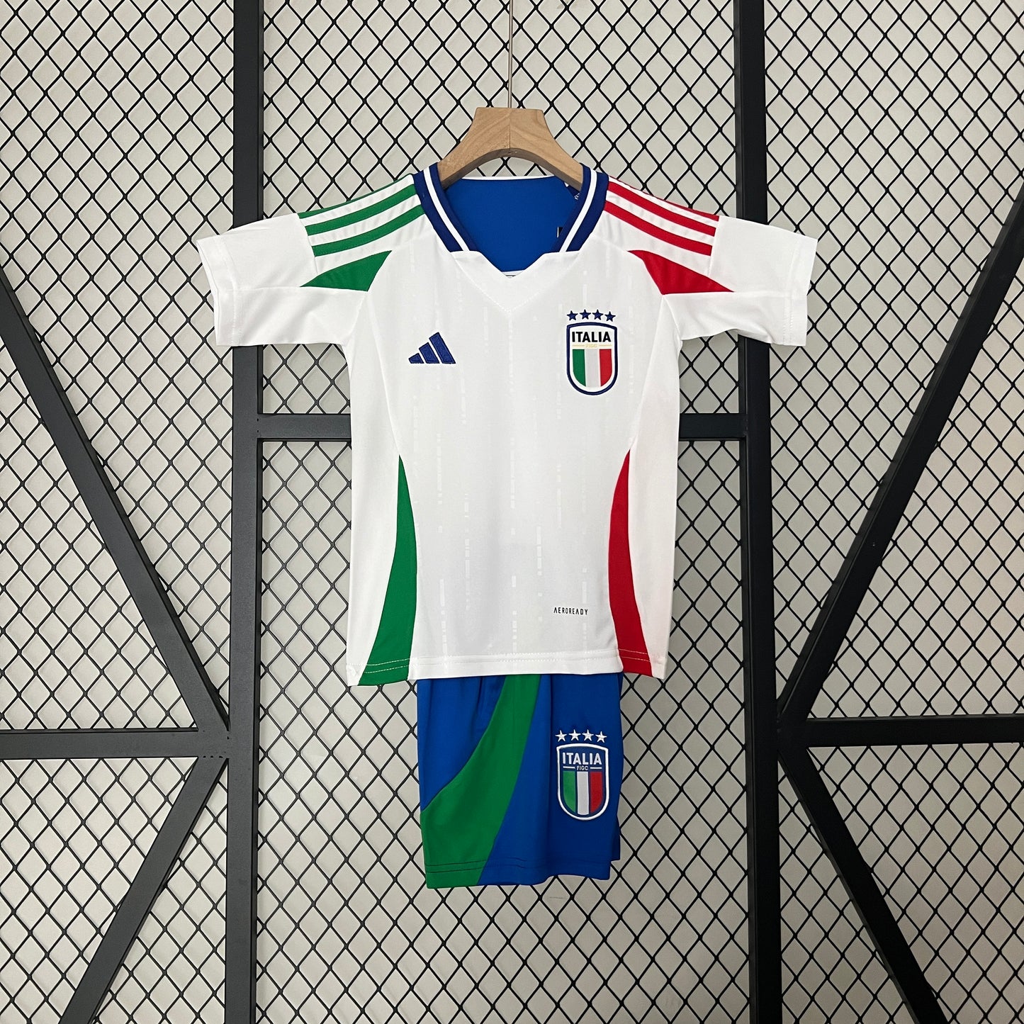 ITALIA NIÑO VISITA 2024