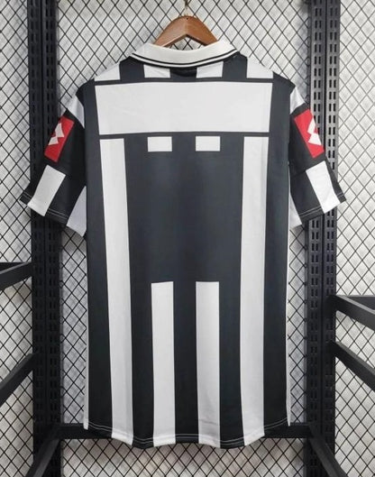 JUVENTUS LOCAL RETRO 01-02