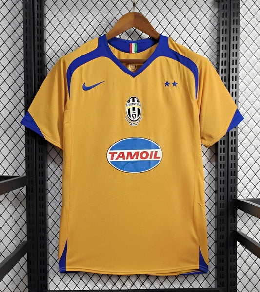 JUVENTUS TERCERA RETRO 05-06