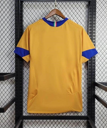 JUVENTUS TERCERA RETRO 05-06