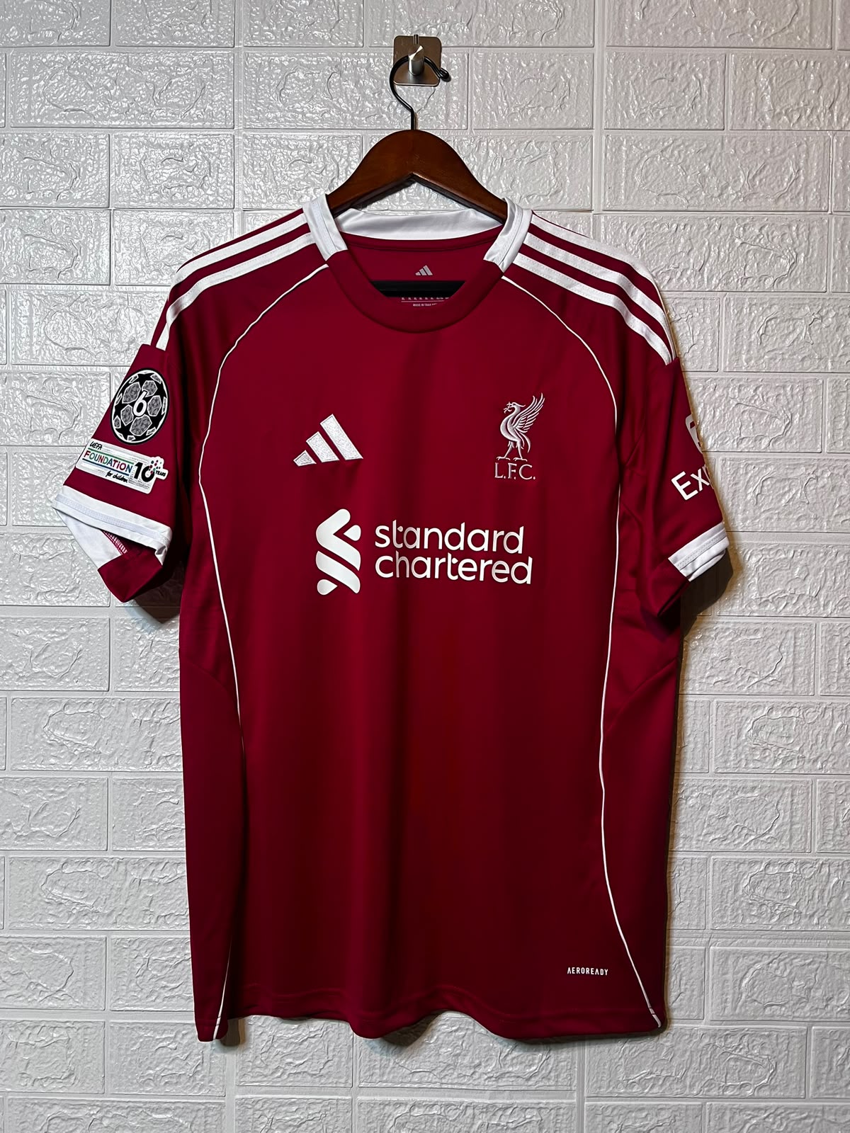 Liverpool local 25-26 versión fan
