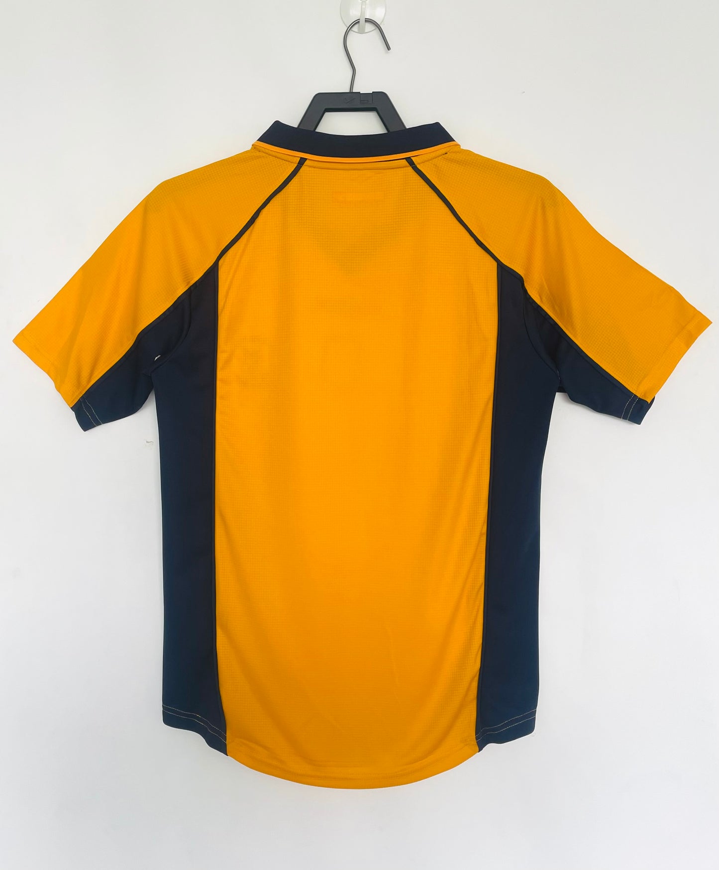 LIVERPOOL VISITA RETRO 00-01