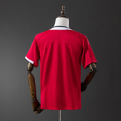MANCHESTER UNITED RETRO LOCAL 04-06