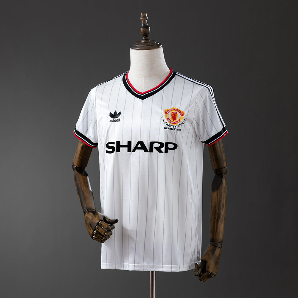 MANCHESTER UNITED RETRO VISITA 1983