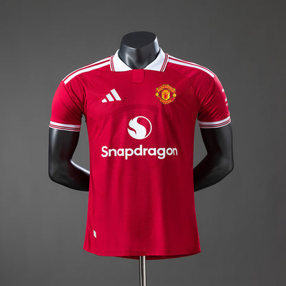 MANCHESTER UNITED VERSIÓN JUGADOR LOCAL 26-27