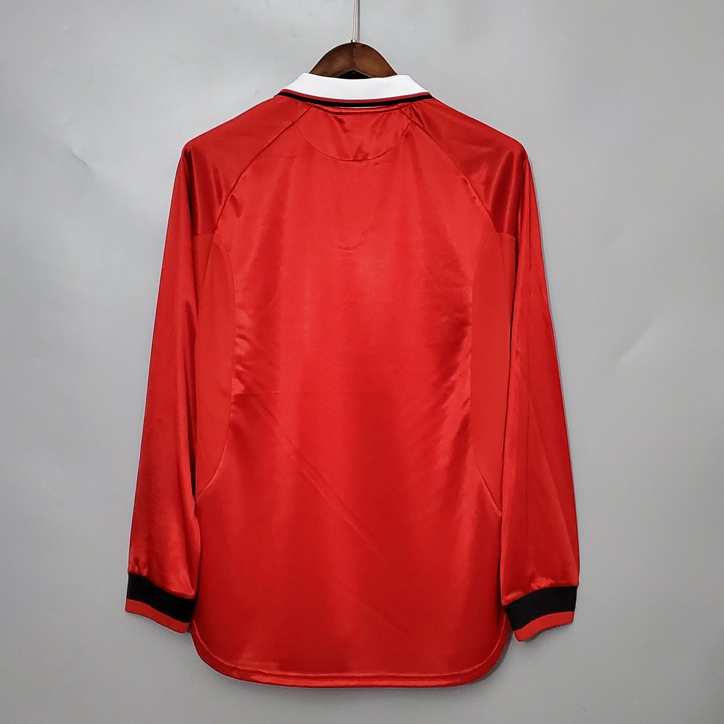 MANCHESTER UNITED LOCAL RETRO 99-00