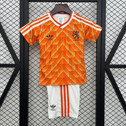 PAÍSES BAJOS NIÑO RETRO LOCAL 1988