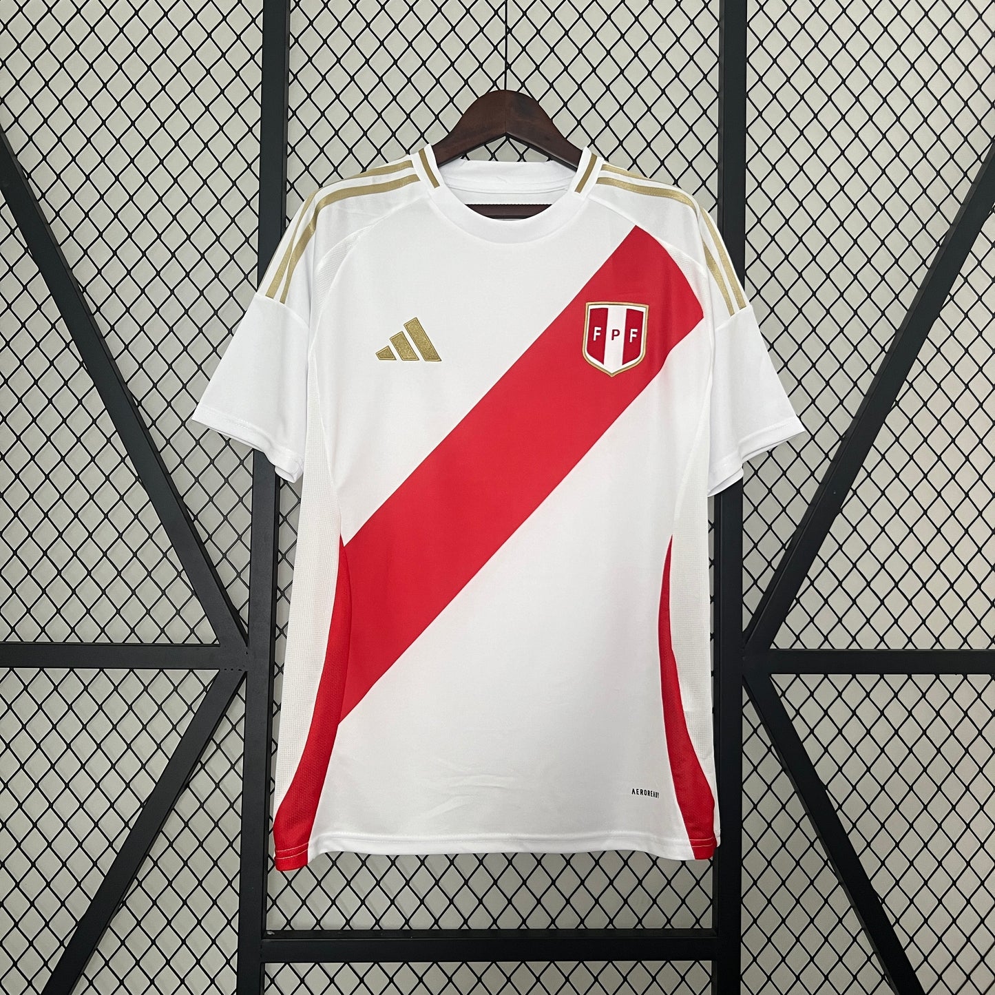 PERÚ FAN LOCAL 2024