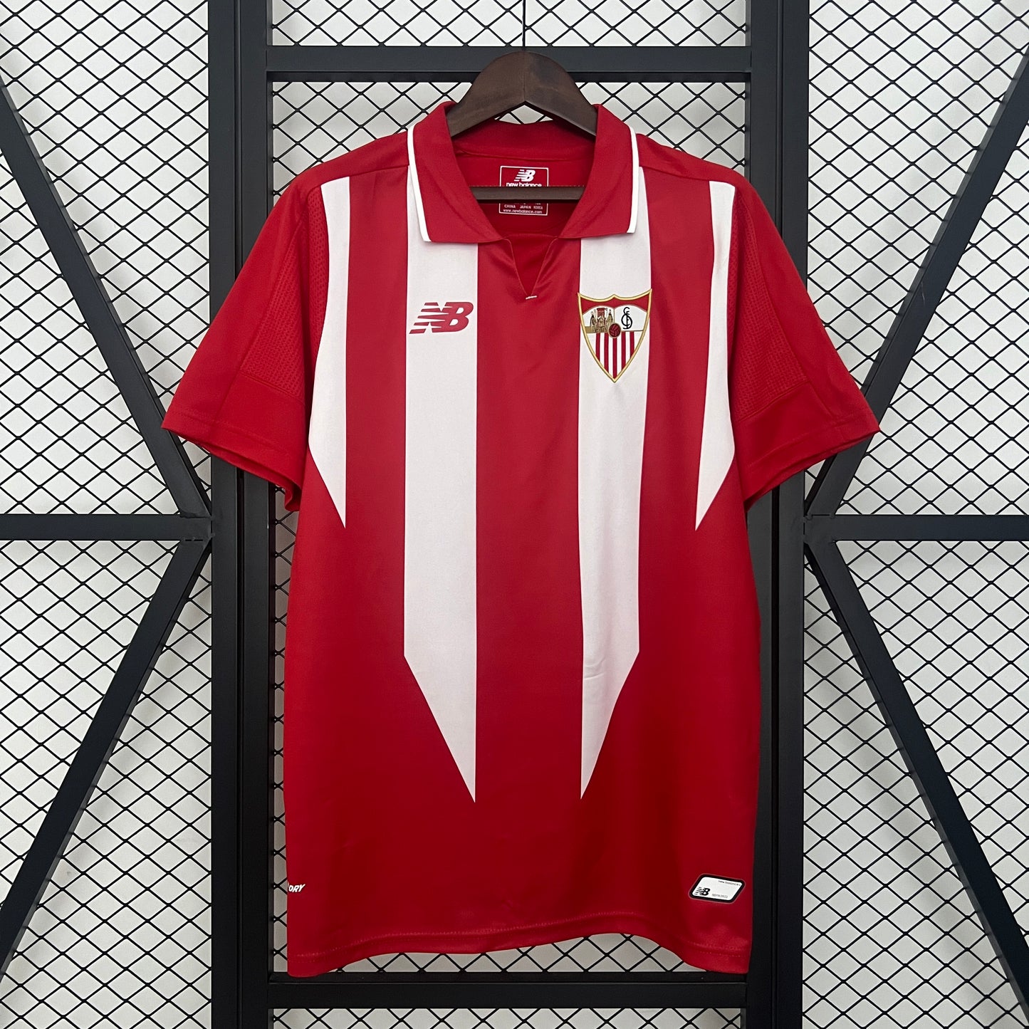 SEVILLA VISITA RETRO 15-16
