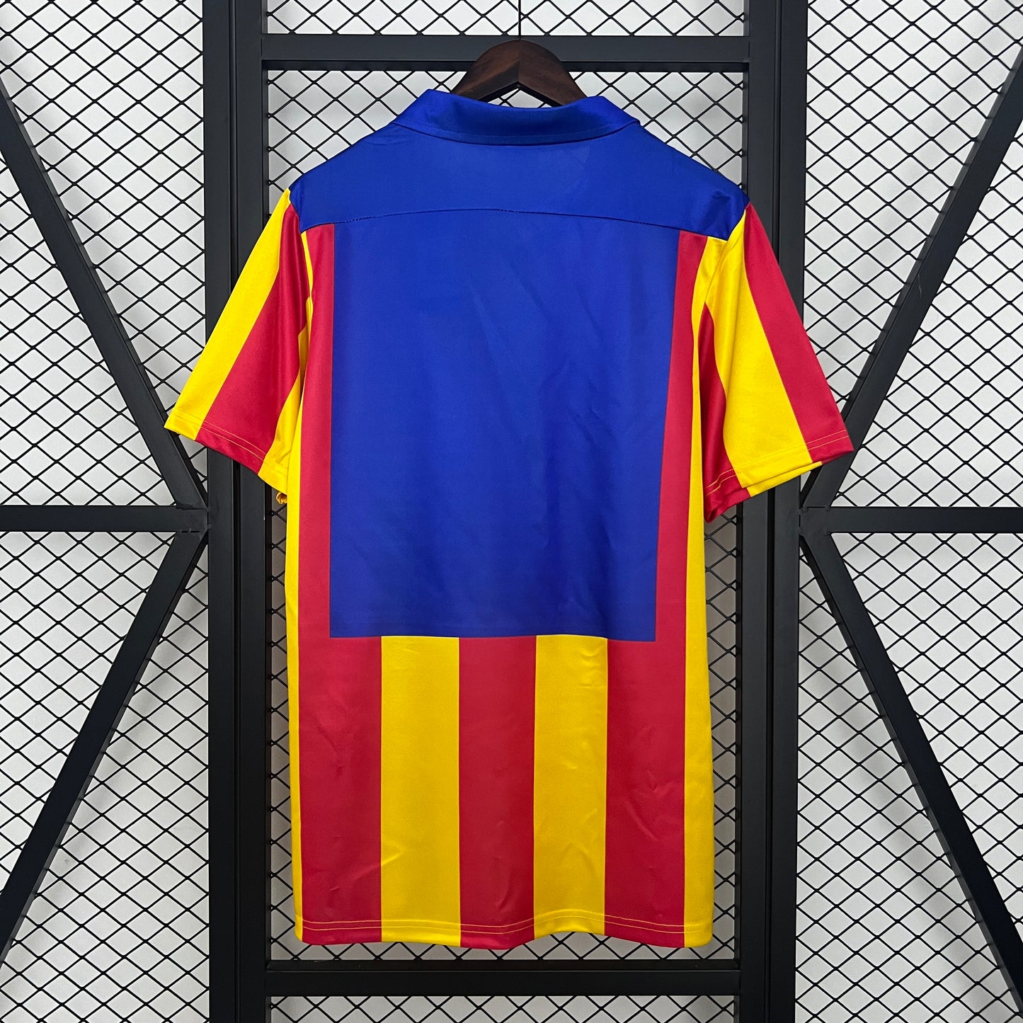 VALENCIA VISITA RETRO 80-81